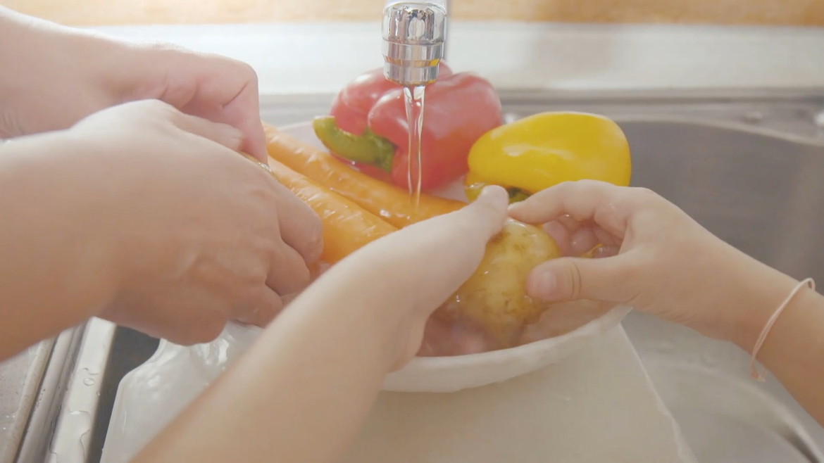 Original Co Ltd ももの花 ハンドクリーム 母娘三代 ももの花 篇 Light The Way Inc 株式会社ライト ザ ウェイ Original Co Ltd ももの花 ハンドクリーム 母娘三代 ももの花 篇 Light The Way Inc 株式会社ライト ザ ウェイ